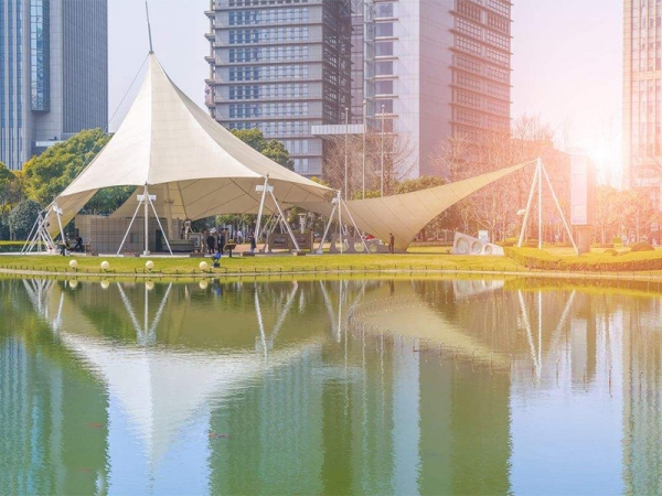 商業廣場膜結構